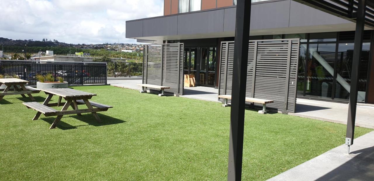 Ramada Suites By Wyndham Auckland Manukau Pacfic Centre Eksteriør bilde